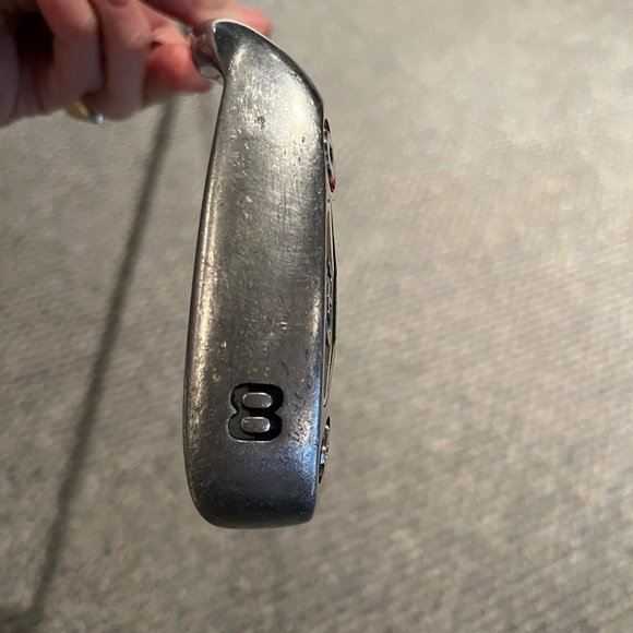 MENS RH TOP FLITE ULTIMATE #8 golf iron. - Picture 3 of 6